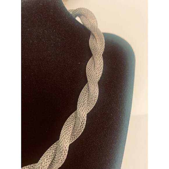 Vintage KR Signed Mesh Choker Necklace - Picture 3 of 6